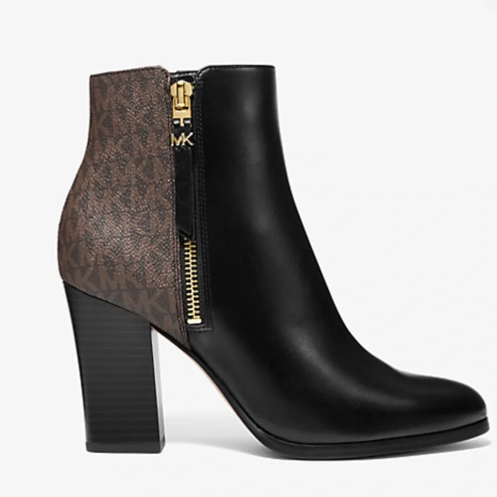 New Britt Signature Logo Trim Ankle Boot - Picture 2 of 7